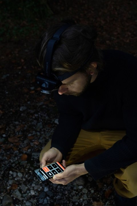 Latarka czołowa Ledlenser MH11 czarna Latarka czołowa Ledlenser MH11 czarna